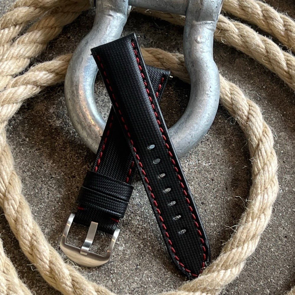 KLOCKARMBAND - SAIL STRAP - SAILCLOTH WATCH STRAP - BLACK / RED - ROYAL STRAPS